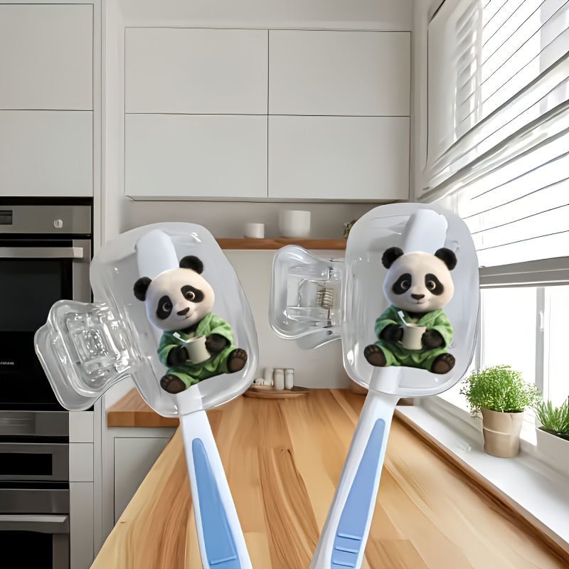 Home Essentials Bathroom Accessories - Милый панда в зеленой пижаме: дорожный
